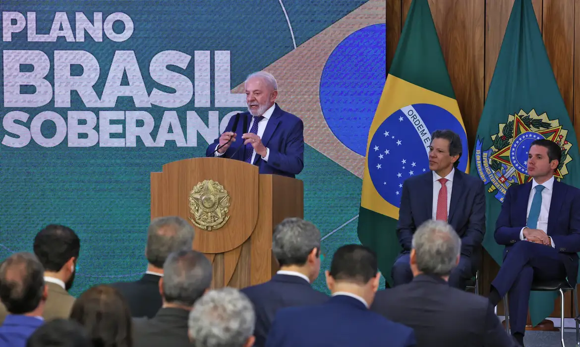 Conheça as medidas do Plano Brasil Soberano para socorrer empresas afetadas pelo tarifaço