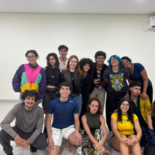 Atores de teatro independente driblam falta de incentivo fiscal colocam o talento acima de tudo