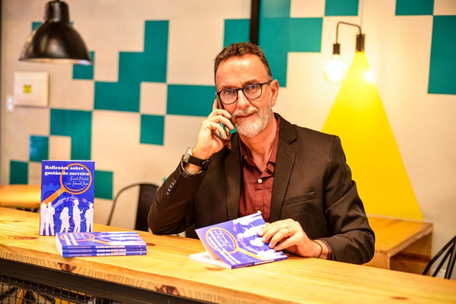 Caçar likes de Carnaval pode resultar em ressaca corporativa